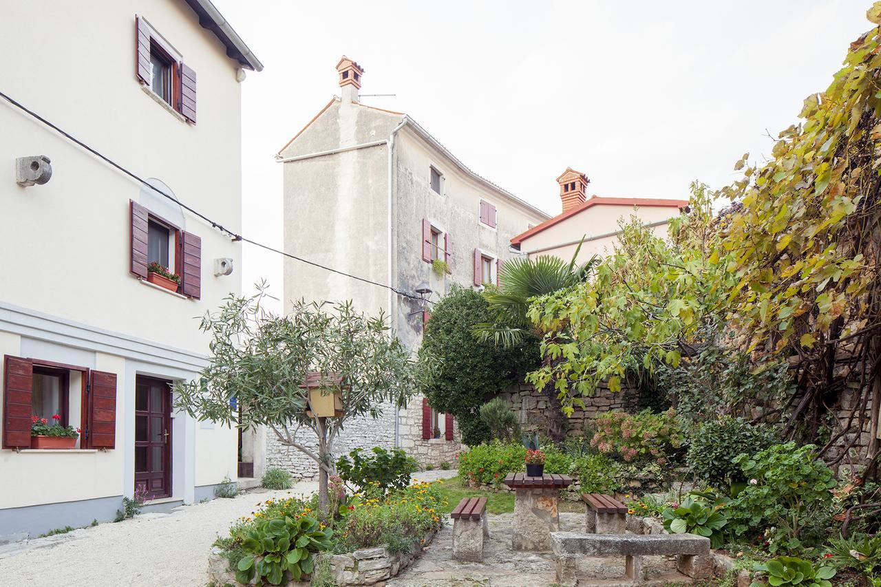 Apartment Castel Bale Exterior photo